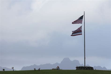 American And Hawaiian Flags At The Valley Of The Temples Memorial Park