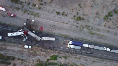 Accidente Deja Al Menos 16 Muertos Y 22 Heridos En La Autopista Sonoyta San Luis Río Colorado En