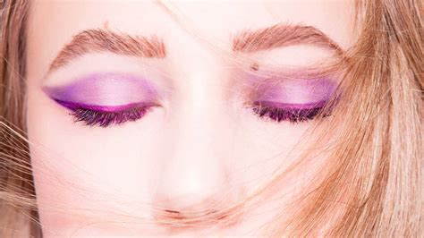 11 Ways To Work Purple Eyeliner Into Your Look - L’Oréal Paris