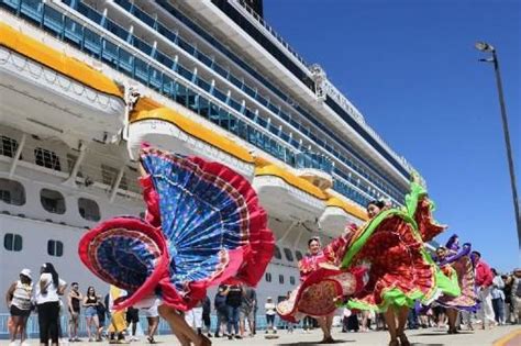 Visita El Crucero Carnival Firenze Por Primera Vez Ensenada Ensenada Net