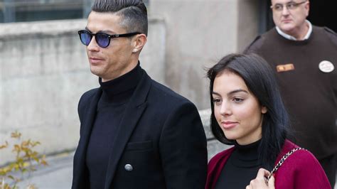 Cristiano Ronaldo Et Georgina Rodriguez En Deuil Les Hommages