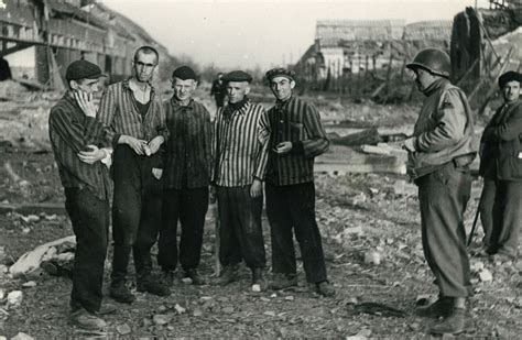 Armored Division Soldier with Camp Survivors at Dora-Mittelbau ...