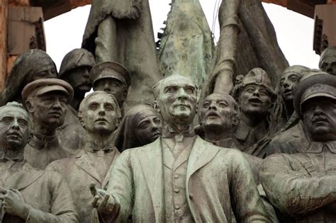 Premium Photo Taksim Square Republic Monument Istanbul Turkey