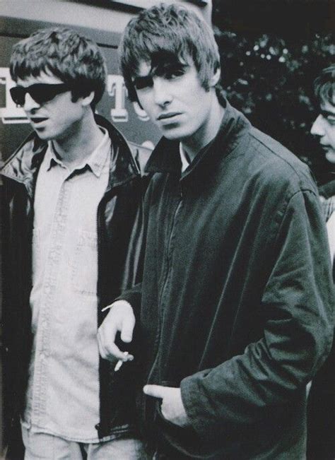 Pin by Nathália Gerazi on Oasis Oasis documentary Liam and noel