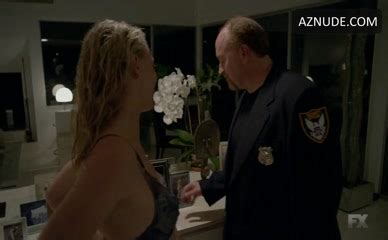 Yvonne Strahovski Bikini Scene In Chuck AZNude