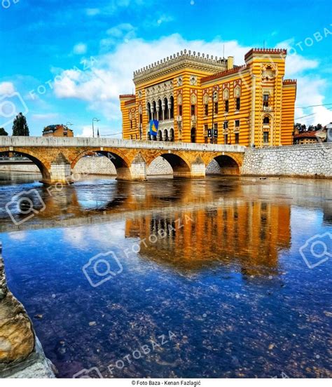 Vije Nica Sarajevo Preuzmite Fotografiju Foto Baza