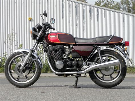 Lot 1 1980 Yamaha Xs850