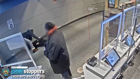 Man Beaten Robbed At Nyc Mcdonalds Video