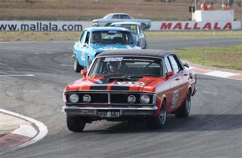 Ford Falcon Xy Gt Neil Oatway All Historic Race Meeting M Flickr