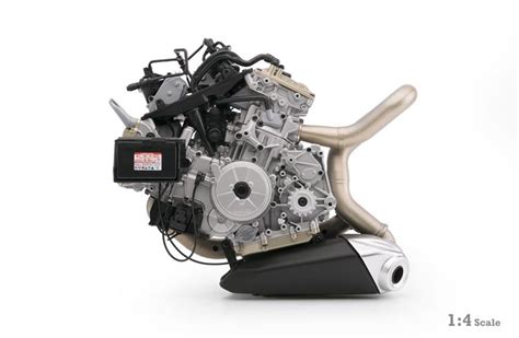 Pocher makes 1:4 scale model of Ducati 1299 Panigale S | Autocar ...