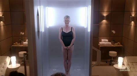 Naked Jamie Lee Curtis In Scream Queens