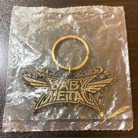 【未使用】babymetal World Tour 2018 Babymetal Crush Logo Metal Keychain メタル