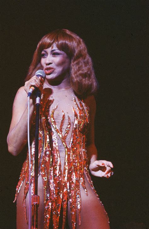 See The Outfits Worn By Tina Turner Marilyn Monroe And Other Legendary ‘divas Going On View