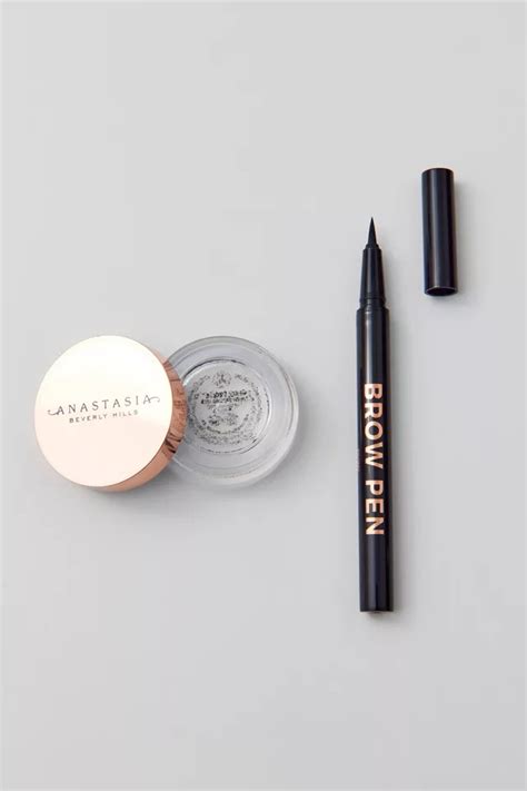 Anastasia Beverly Hills Laminated Look Brow Kit Urban Outfitters Canada