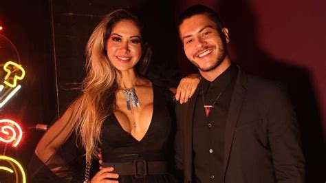 Bbb22 Maíra Cardi Revela Que Arthur Aguiar Usa Desodorante íntimo “zé