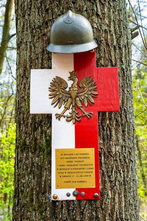 Monumento Del Levantamiento De La Guerra Mundial Ii En Warsaw Por