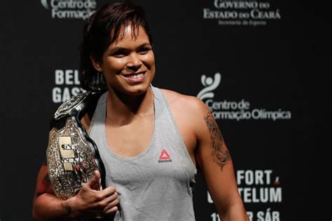 Ufc 213 Amanda Nunes Cites Sinusitis For Pullout Despite Being Cleared For Title Fight