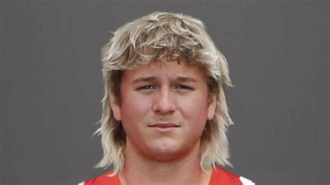 Texas QB Quinn Ewers Cuts Glorious Mullet After Three Years, A Ti