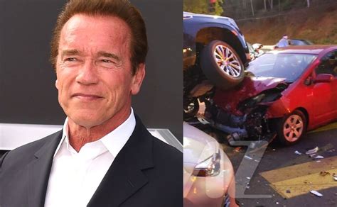 Arnold Schwarzenegger Sufre Aparatoso Choque En Los Angeles