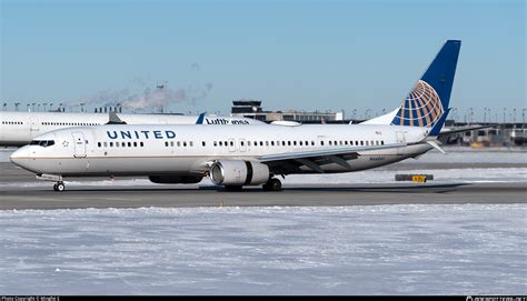 N66841 United Airlines Boeing 737 924ER WL Photo By Mingfei S ID