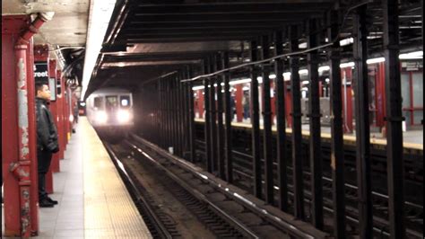 Mta Nyc Subway Nd Avenue Bound R C Train Arriving At Th