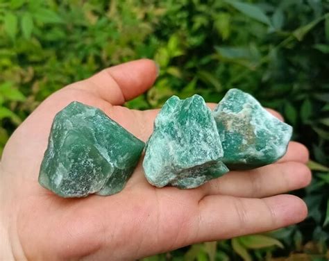 Green Aventurine Ultimate Guide 101 • The Green Crystal