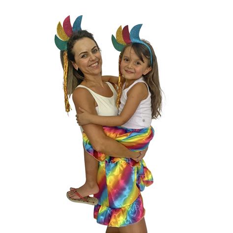 Fantasia Mãe E Filha Criativa - Kit Fantasia Tal Mãe Tal Filha Arco Íris Carnaval Promoção