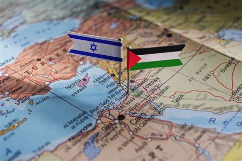 Bandiere Israeliane E Palestine Sulla Mappa Geopolitica Striscia Di