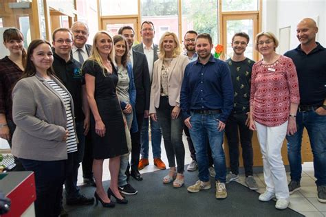 Nachwuchspolitiker Besuchen Kinder Und Jugendpsychiatrie In Weiden