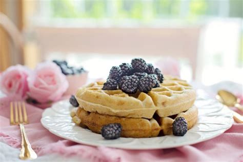 Resep Waffle Yang Renyah Di Luar Dan Lembut Di Dalam