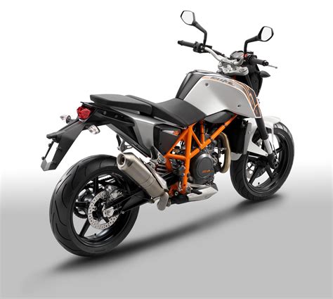 KTM 690 Duke R