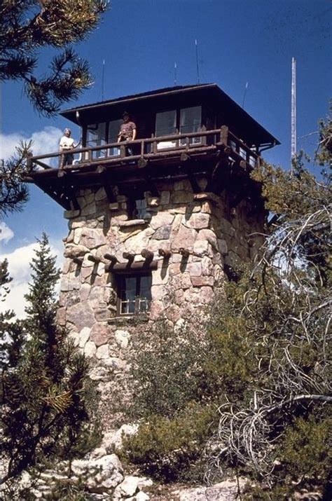 Lookout Tower Like The Squareness Cabin Homes Log Homes Cabin Plans
