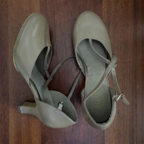 Faded Nude Thrifted Heels With Adjustable Straps Depop