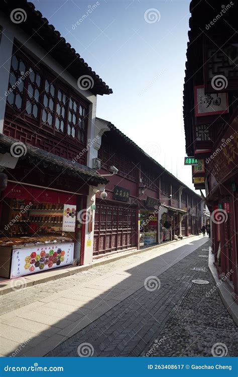 The Traditional Ancient Town of Shanghai Has a History of Thousands of ...