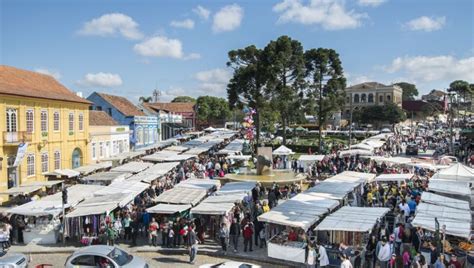 Avaliações Sobre Feira Do Largo Da Ordem - Feira do Largo da Ordem completa 50 anos com 1.300 expositores