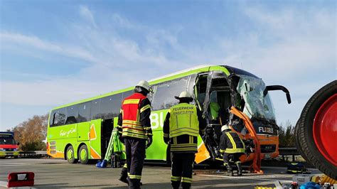 Autobahn Nach Unfall Bei Gro Ippener Stuhr Und Wildeshausen Voll