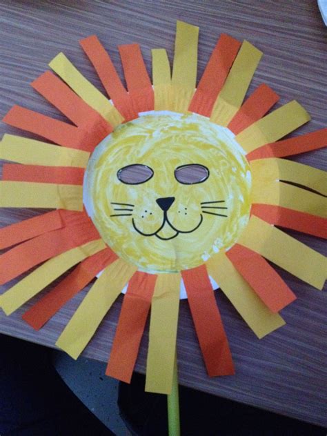 Paper Plate Lion Mask Craft