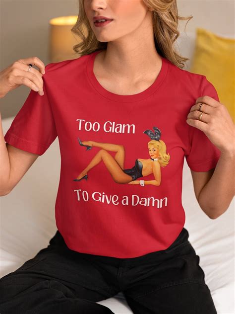 Glamorous Mid Century Pin Up Girl T Shirt Vintage Sex Kitten Glam Tshirt Sexy 1960s Gentlemans