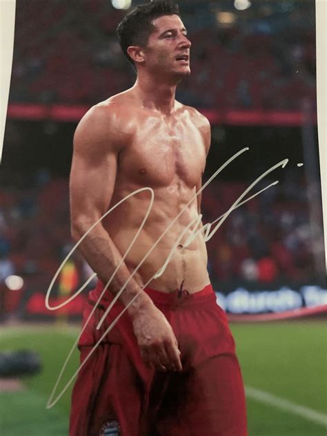 Robert Lewandowski Six Pack