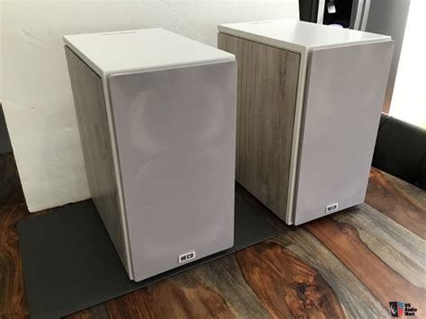 Heco Aurora Bookshelf Speakers Photo Us Audio Mart