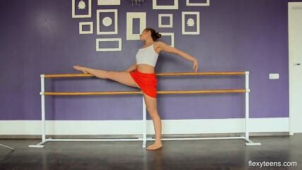 A Super Hot Gymnast Yanna Kokx Petite Brunette Girl