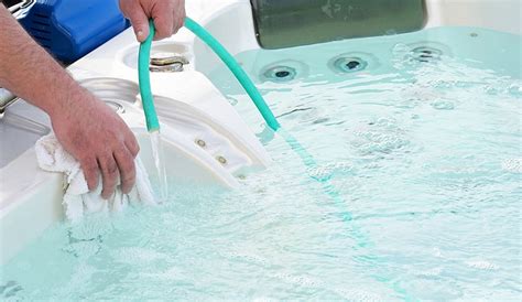 How To Clean Hot Tub With Vinegar Best Main Tips And Helpful Guide