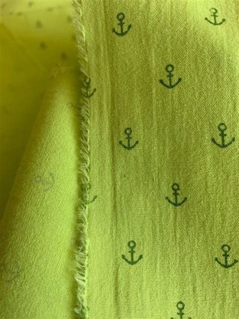 Tissu En Coton Vert Anis Clair Avec Des Encres De Marine Vert Forêt 7