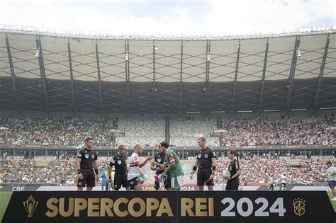 Veja imagens da final da Supercopa entre Palmeiras e São Paulo