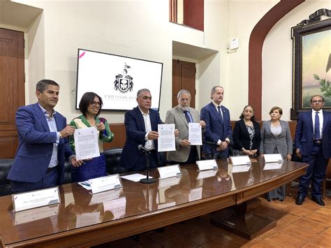 DIPUTADOS FIRMAN CONVENIO CON EL COLEGIO DE NOTARIOS Jalisco Noticias