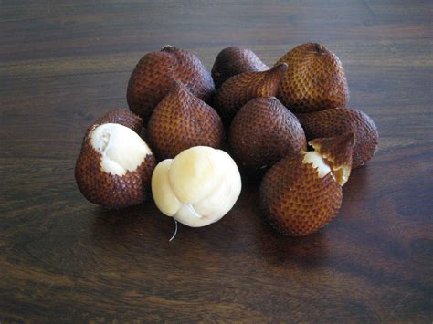 Frutas Com Nome Estranho - Frutas Com Nomes Estranhos - FDPLEARN