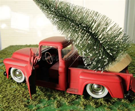 Christmas Tree In Back Of Red Pick Up Truck Stock Image Image Of