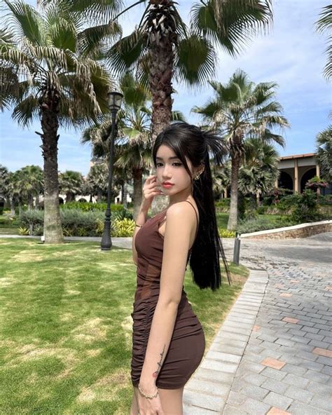 Trọn bộ 555 ảnh Tiktoker Mỹ Phụng bikini sexy nóng bỏng