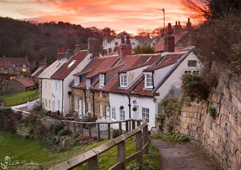 Sandsend Cottages - The North Yorkshire Gallery