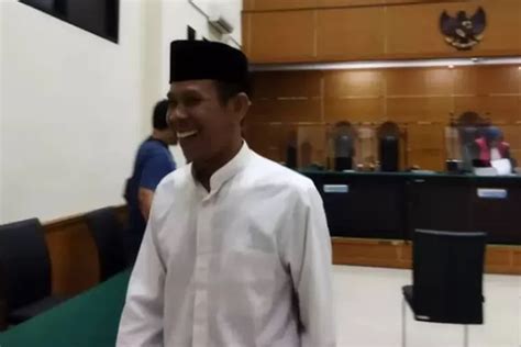 Lagi Viral Korupsi Kurang Lebih Rp Juta Kades Di Banten Malah